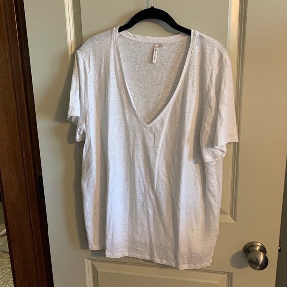 J. Crew Tops - Linen tee. New J. Crew Tops - Linen tee. New